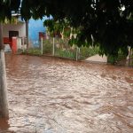 Chuva forte no fim de tarde causa alagamentos na Grande Porto Alegre