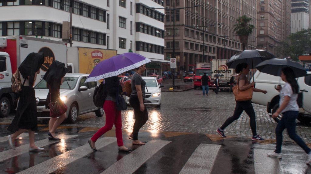 Trégua dura pouco e novo episódio de chuva atingirá o Sul do Brasil
