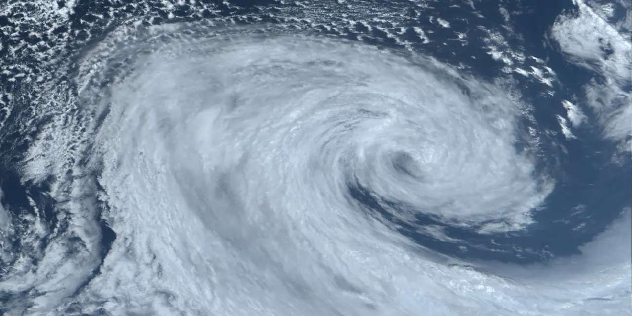 <span class="entry-title-primary">Ciclone bomba se intensifica 62 hPa em 48 horas no Atlântico Sul</span> <h2 class="entry-subtitle">Ciclone bomba passou por um processo de rápida intensificação impressionante e não oferece risco para o Brasil </h2>