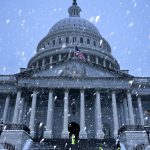 Enorme tempestade de inverno paralisa vários estados norte-americanos