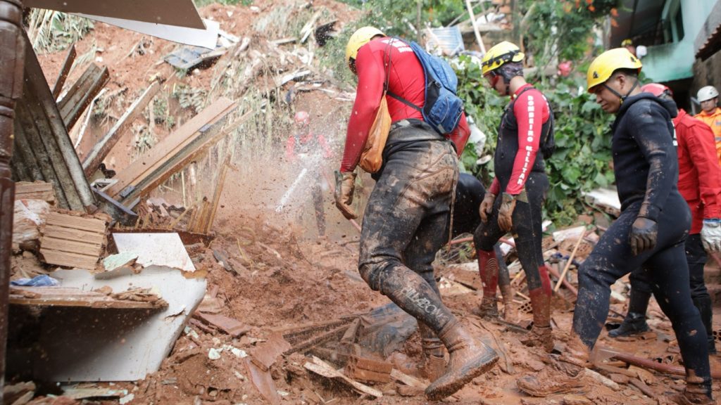 Galeria de fotos: desastre pela chuva na cidade mineira de Ipatinga