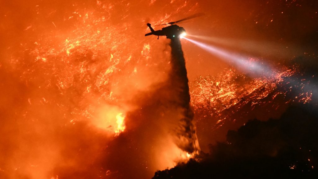 Incêndios não dão trégua em Los Angeles