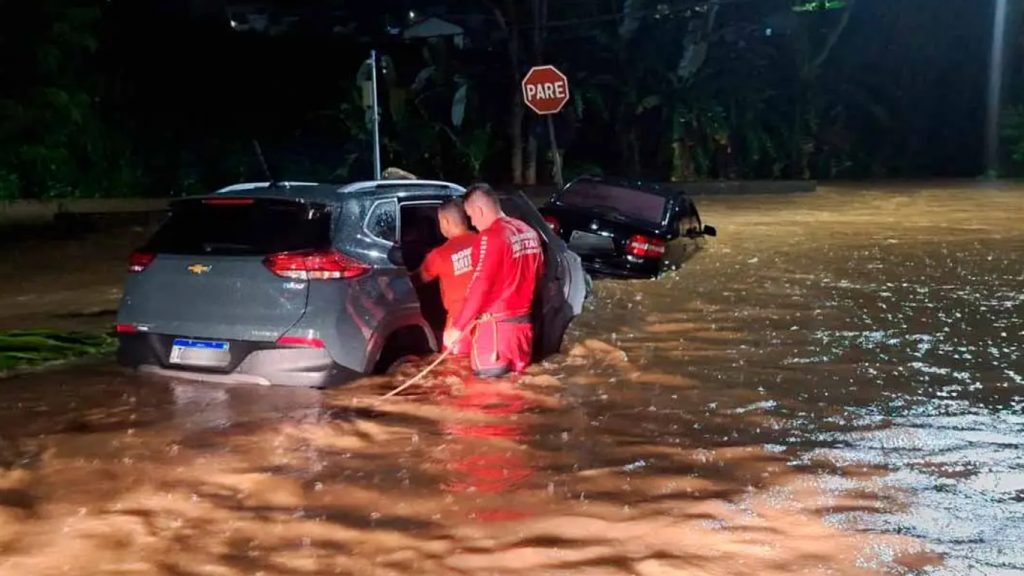 Minas Gerais seguirá enfrentando episódios de chuva intensa