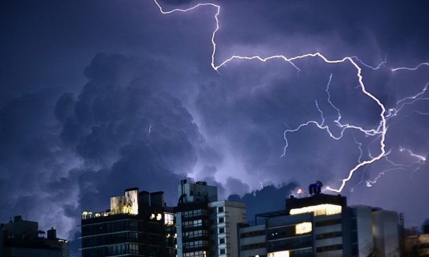 Risco de tempestades com vento e granizo nas próximas horas