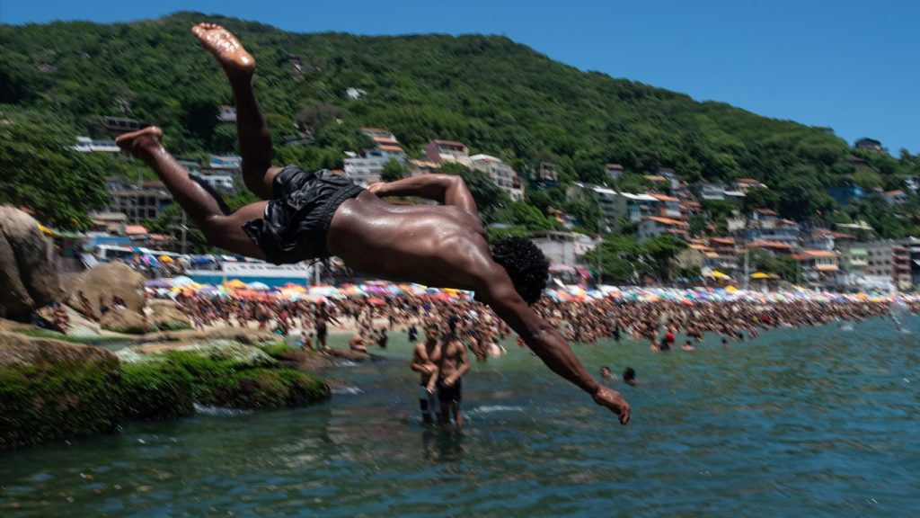 Rio de Janeiro tem início de semana tórrido após fim de semana com 41ºC