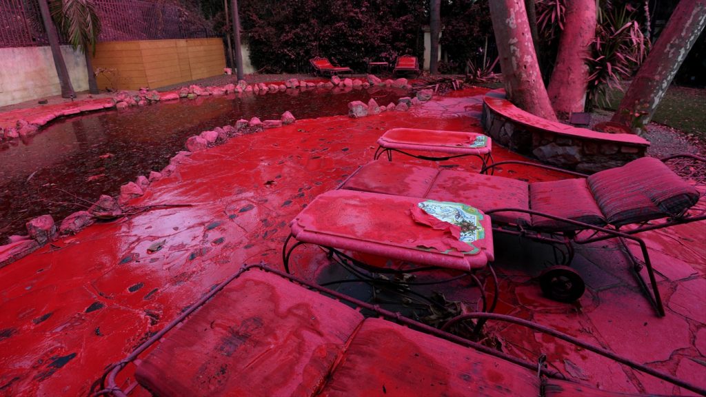 Por que áreas de Los Angeles estão cor de rosa com os incêndios?