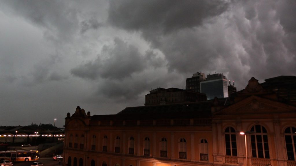 Chuva segue nesta quinta no Rio Grande do Sul e será localmente forte