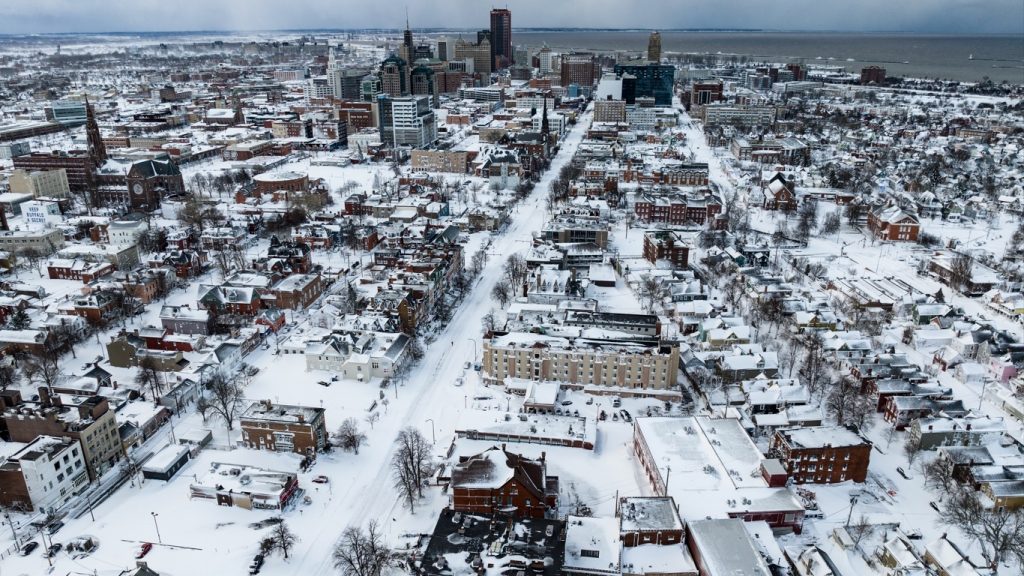 Major Snowstorm Threatens Widespread Disruptions Across the U.S.
