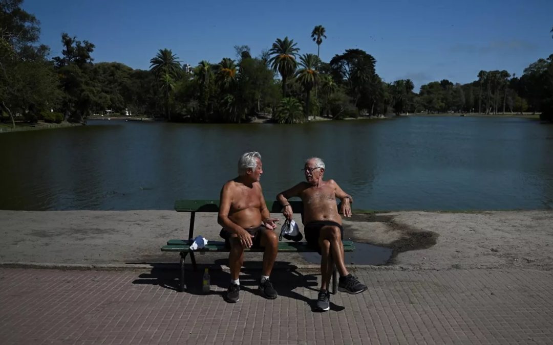 Buenos Aires tem dia mais quente em fevereiro em 81 anos Onda de calor estabelece marcas históricas na Argentina e castiga a capital federal e a maioria das províncias do interior