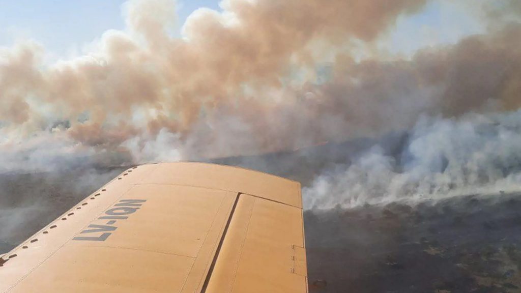 Província argentina junto à fronteira gaúcha enfrenta fogo e adia as aulas