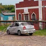 Primeiro de vários dias de tempestades tem vendavais e estragos
