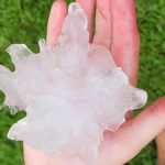 Temporais vão prosseguir após granizo grande causar estragos no Sul