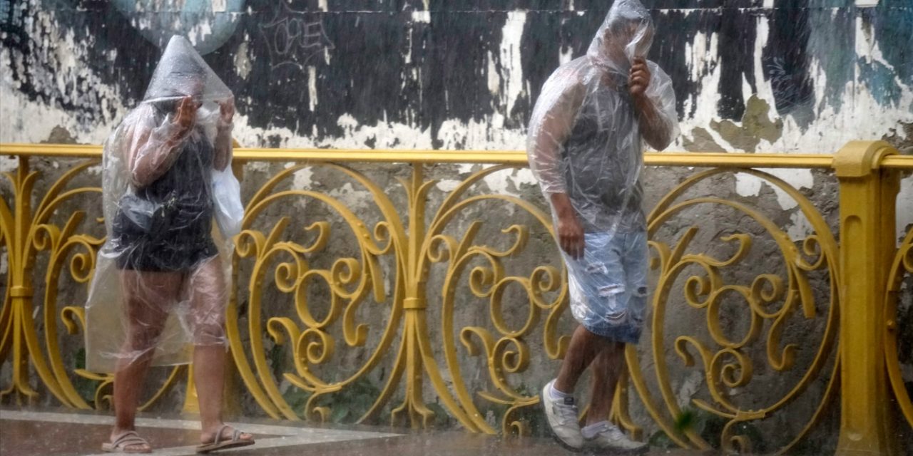 <span class="entry-title-primary">São Paulo segue com muito calor e risco de chuva forte isolada</span> <h2 class="entry-subtitle">Temporal ontem à tarde provocou uma morte na Grande São Paulo e trouxe vento acima de 100 km/h na capital </h2>