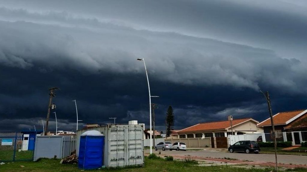 Chuva forte e vento atingem o Sul gaúcho neste sábado de Carnaval