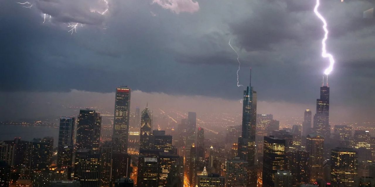 <span class="entry-title-primary">Onda de tempestades extremamente perigosa atingirá os Estados Unidos</span> <h2 class="entry-subtitle">Uma grande onda de tempestades com vendavais violentos, granizo gigante e muitos tornados atingirá vários estados norte-americanos </h2>