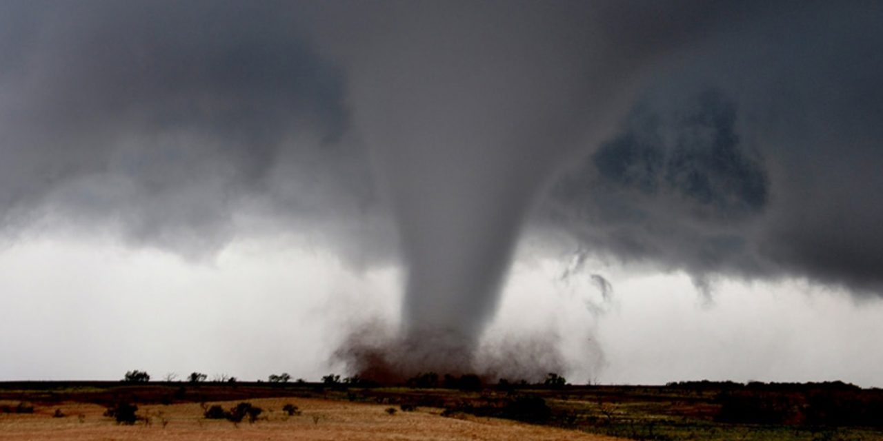 <span class="entry-title-primary">Primeira onda de tornados da primavera ameaça os Estados Unidos</span> <h2 class="entry-subtitle">Onda de tempo severo vai afetar entre hoje e quarta-feira vários estados norte-americanos com alto risco de tornados </h2>