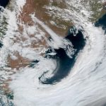 Ciclone traz vento de 119 km/h e provoca estragos na Argentina