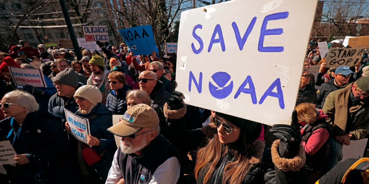 <span class="entry-title-primary">Proposta do governo Trump desmonta a Meteorologia nos Estados Unidos</span> <h2 class="entry-subtitle">Documentos obtidos pela rede CNN mostram proposta orçamentária que desmonta a estrutura da agência de tempo e clima </h2>