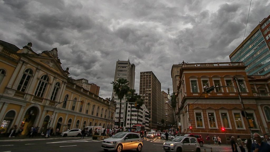 Porto Alegre registra o quarto dia consecutivo de tempo instável