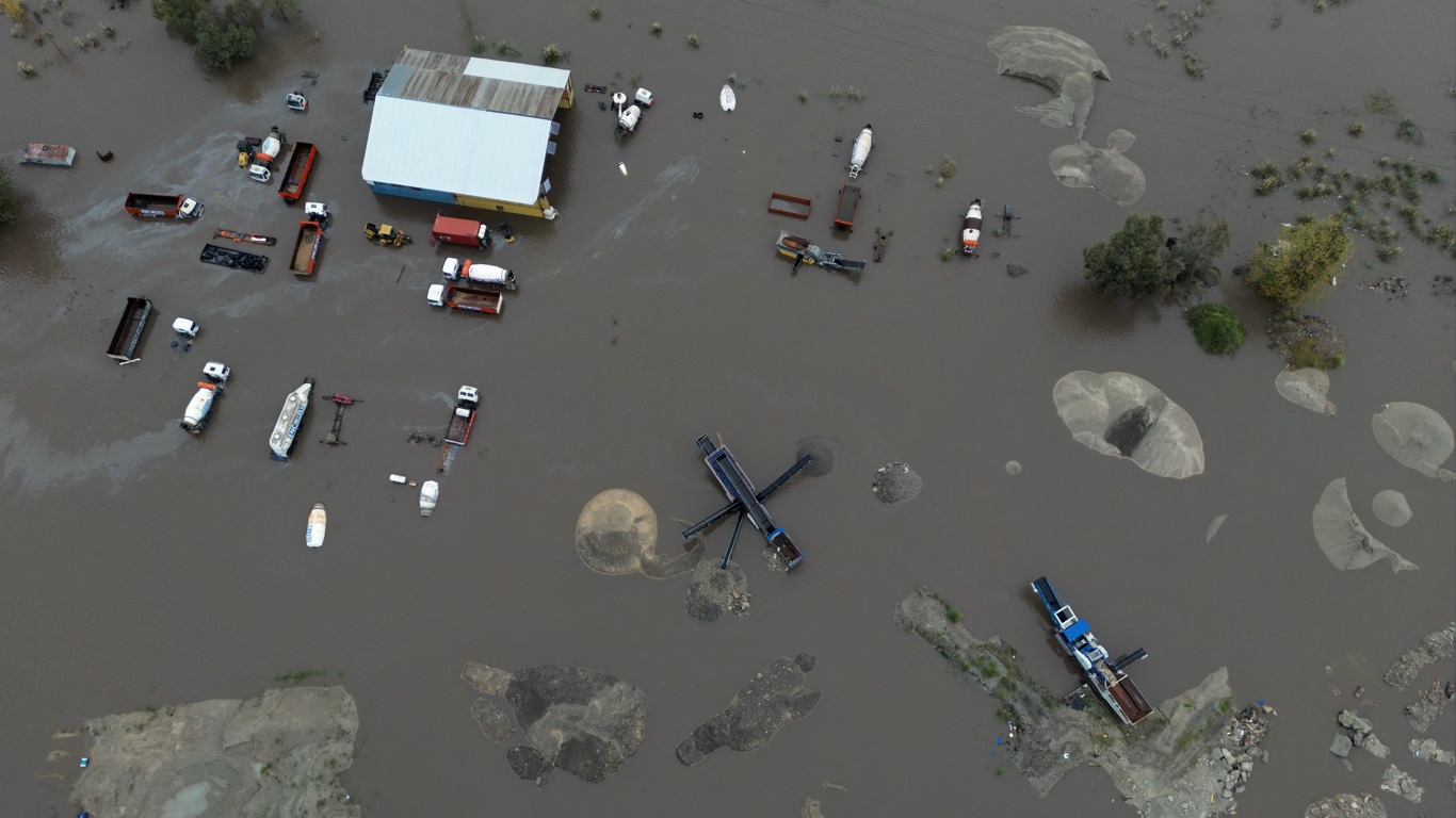 Foto aérea mostra Diversas áreas isoladas pela enchente na Argentina Foto aérea mostra diversas áreas isoladas