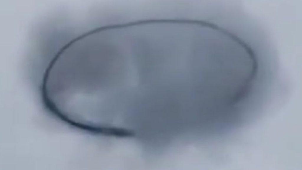 Anel preto no céu espanta população na Venezuela; entenda o que houve