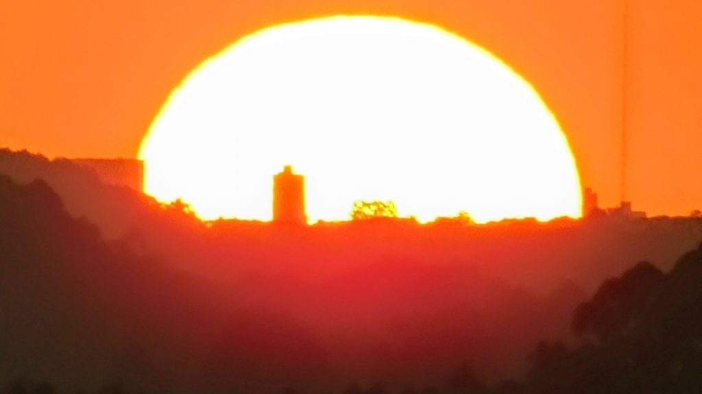 Calor de verão precede dias que terão chuva intensa e tempestades