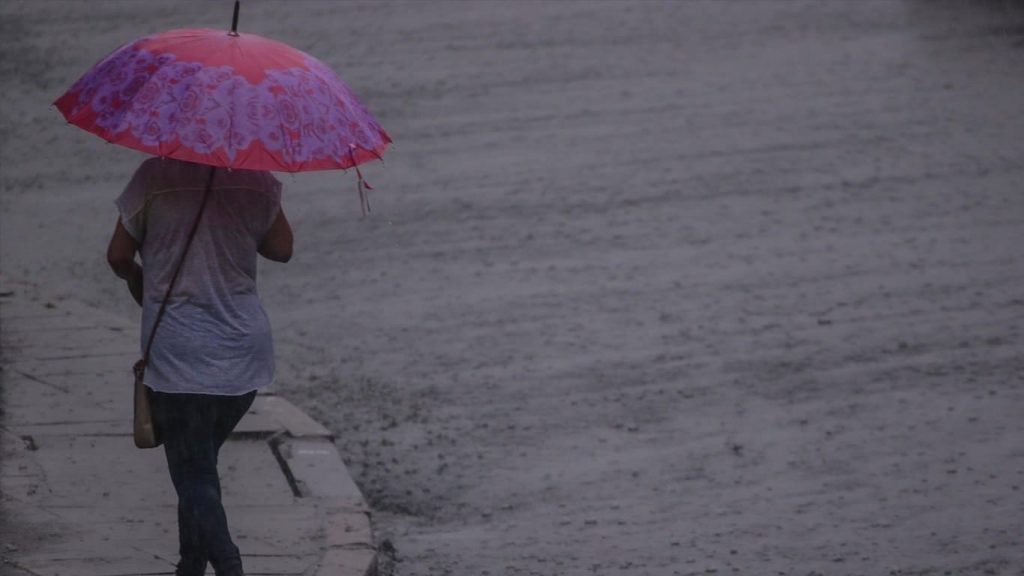 Chuva atinge 100 mm em poucas horas no interior e vem mais água