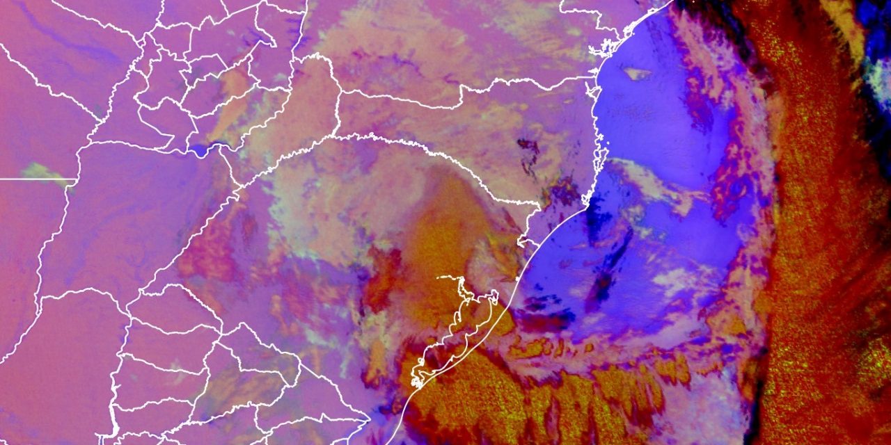 <span class="entry-title-primary">Ciclone na costa: até quando vai o vento?</span> <h2 class="entry-subtitle">Ciclone que se formou no litoral do Rio Grande do Sul traz muito vento no Leste gaúcho no começo desta quinta-feira</h2>