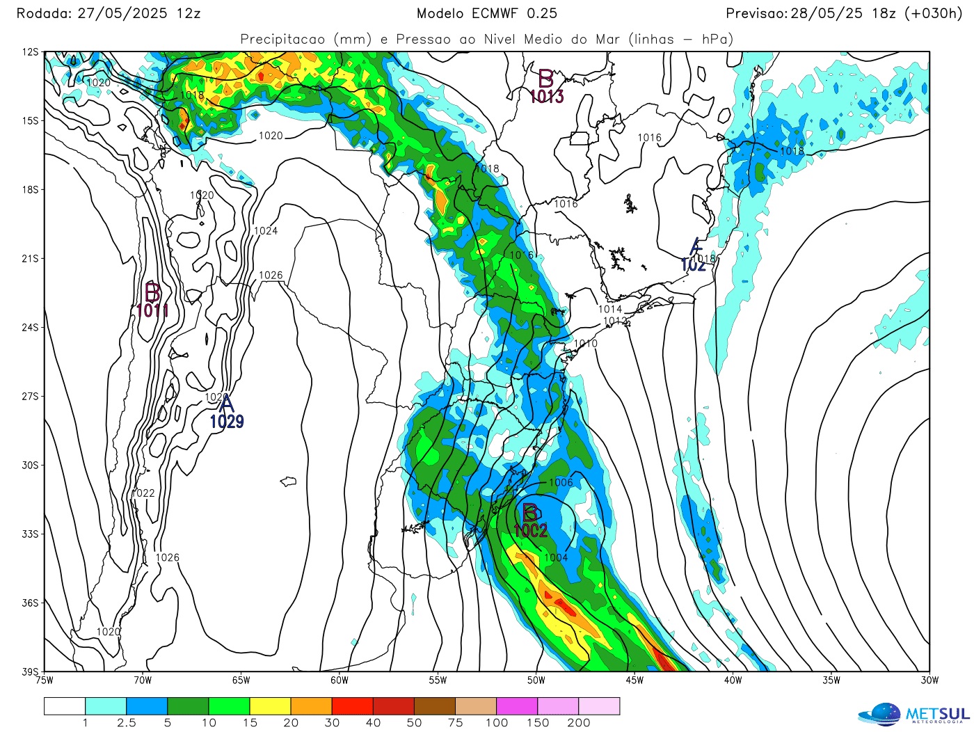 Mapa de chuva do modelo ECMWF com a frente fria Mapa de chuva do modelo ECMWF com a frente fria