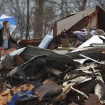 Onda de tornados deixa mais de 20 mortos nos Estados Unidos