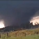 Há risco de tornados na chegada da frente fria?