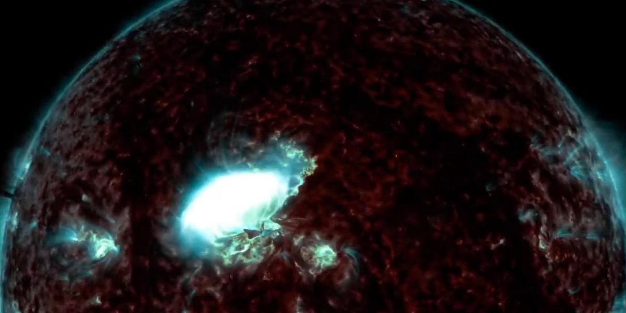 <span class="entry-title-primary">Passageiro registra auroras em voo da Latam durante tempestade solar</span> <h2 class="entry-subtitle">Tempestade solar severa atinge a Terra neste domigo e proporciona espetáculo no céu com auroras nos dois hemisférios </h2>
