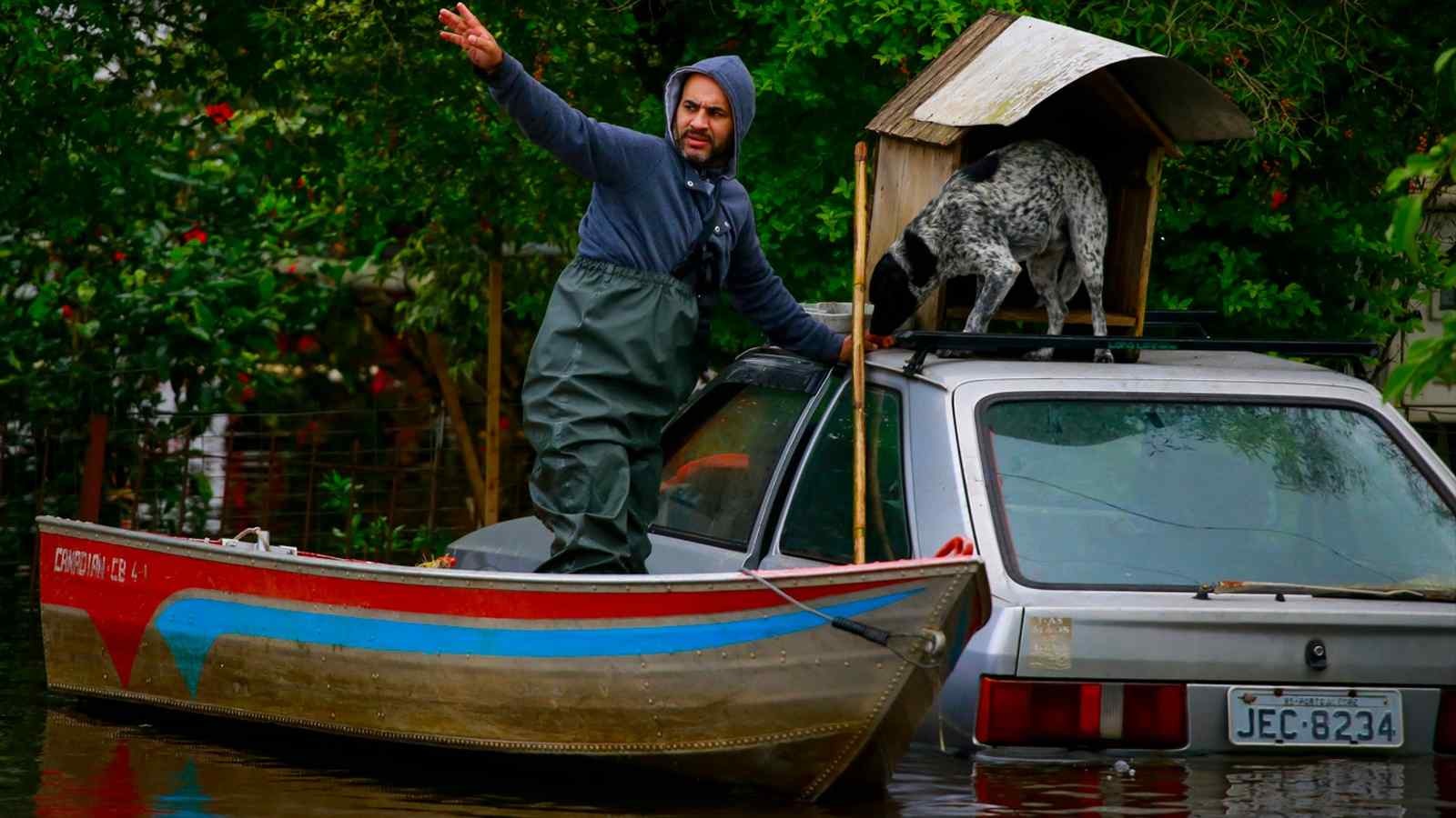 Foto mostra enchente em Porto Alegre