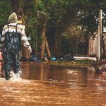 Guaíba atinge cota em que as ilhas de Porto Alegre começam a alagar