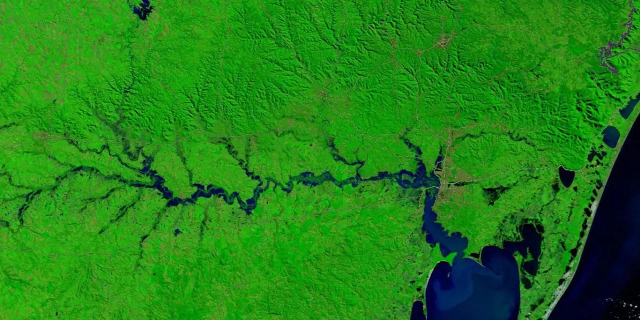 <span class="entry-title-primary">Imagem de satélite mostra cheia histórica do Rio Jacuí</span> <h2 class="entry-subtitle">Rio Jacuí atingiu cota da enchente de 1941 em Cachoeira do Sul na sexta e ainda sobe na parte final da bacia </h2>