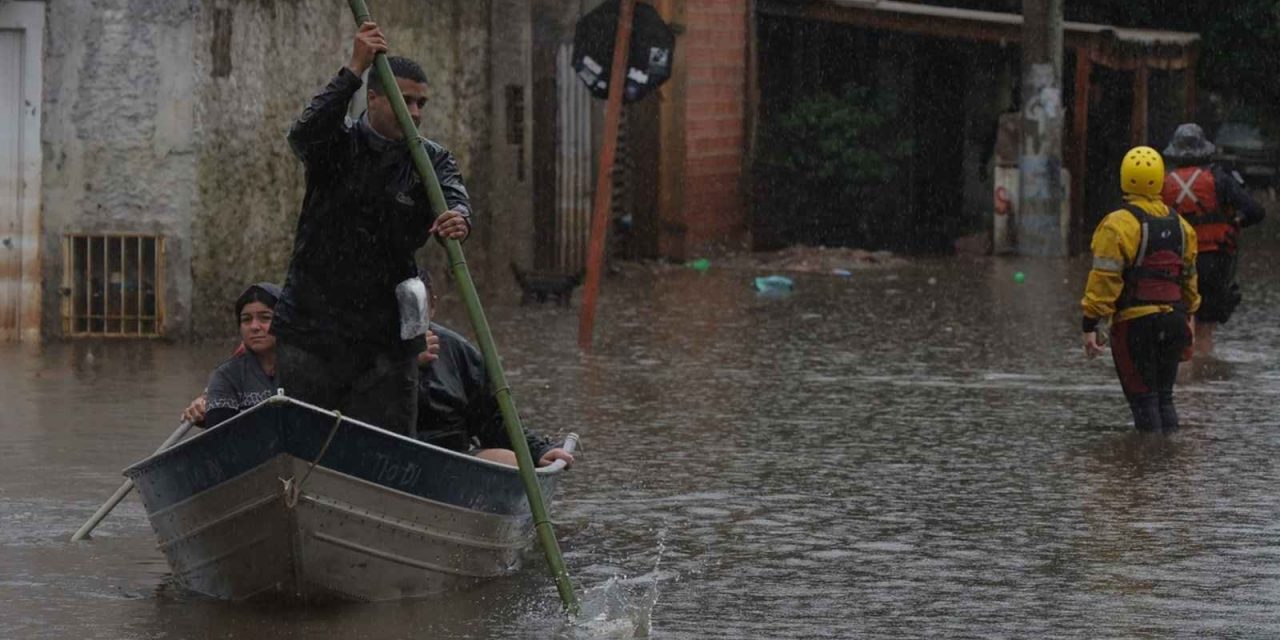 <span class="entry-title-primary">Semana de alto risco com chuva excessiva, inundações e cheias de rios</span> <h2 class="entry-subtitle">Chuva excessiva em diversas localidades deve trazer transtornos, trasbordamento de arroios e cheias de rios no Rio Grande do Sul </h2>