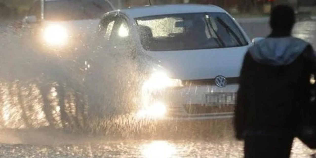 <span class="entry-title-primary">Vem água: domingo muito instável terá períodos de chuva forte</span> <h2 class="entry-subtitle">Centro de baixa pressão reforça instabilidade neste domingo no Rio Grande do Sul e trará chuva forte em várias regiões </h2>
