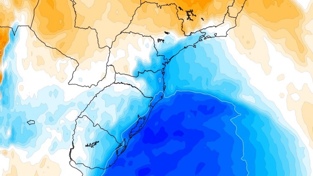 Frente fria com ar frio de trajetória marítima vai trazer mudança do tempo