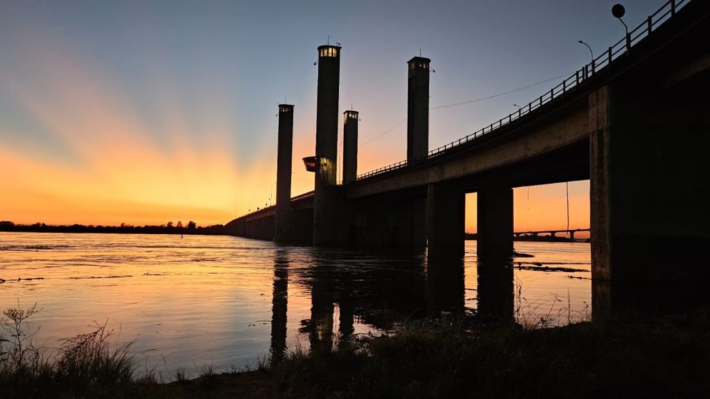 Porto Alegre: Guaíba em baixa e temperatura em alta