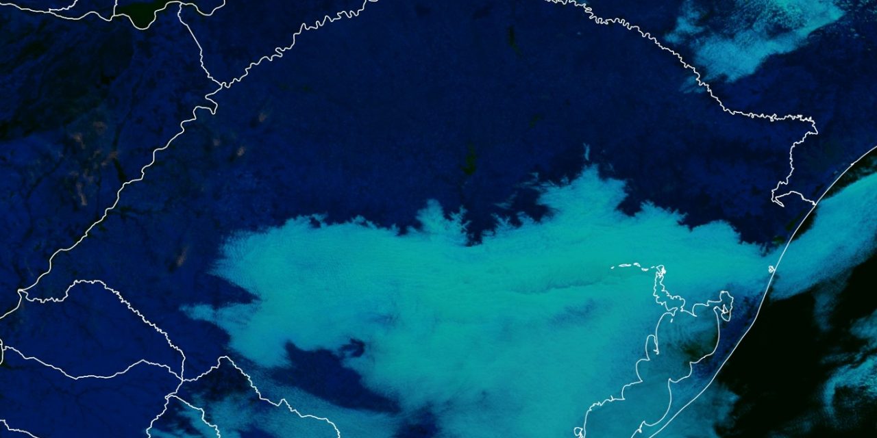<span class="entry-title-primary">Inversão térmica manterá as nuvens e o frio o dia todo em parte do estado</span> <h2 class="entry-subtitle">Inversão térmica com nuvens baixas manterá as nuvens e o frio o dia todo nesta quarta-feira em parte do Rio Grande do Sul</h2>