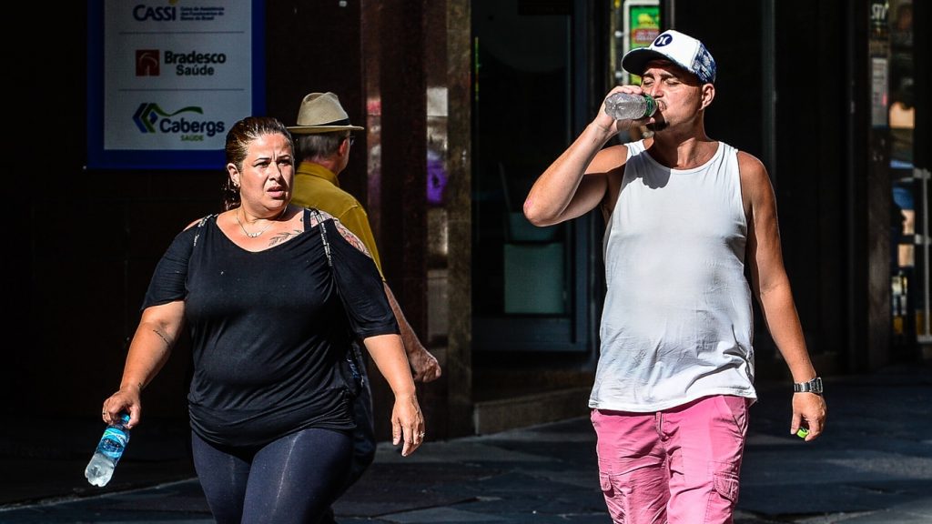 Porto Alegre atinge 30ºC pela primeira vez desde maio em sábado abafado
