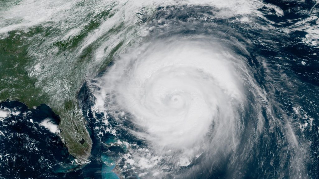 Como o ciclone extratropical no Sul do Brasil se compara ao furacão Erin