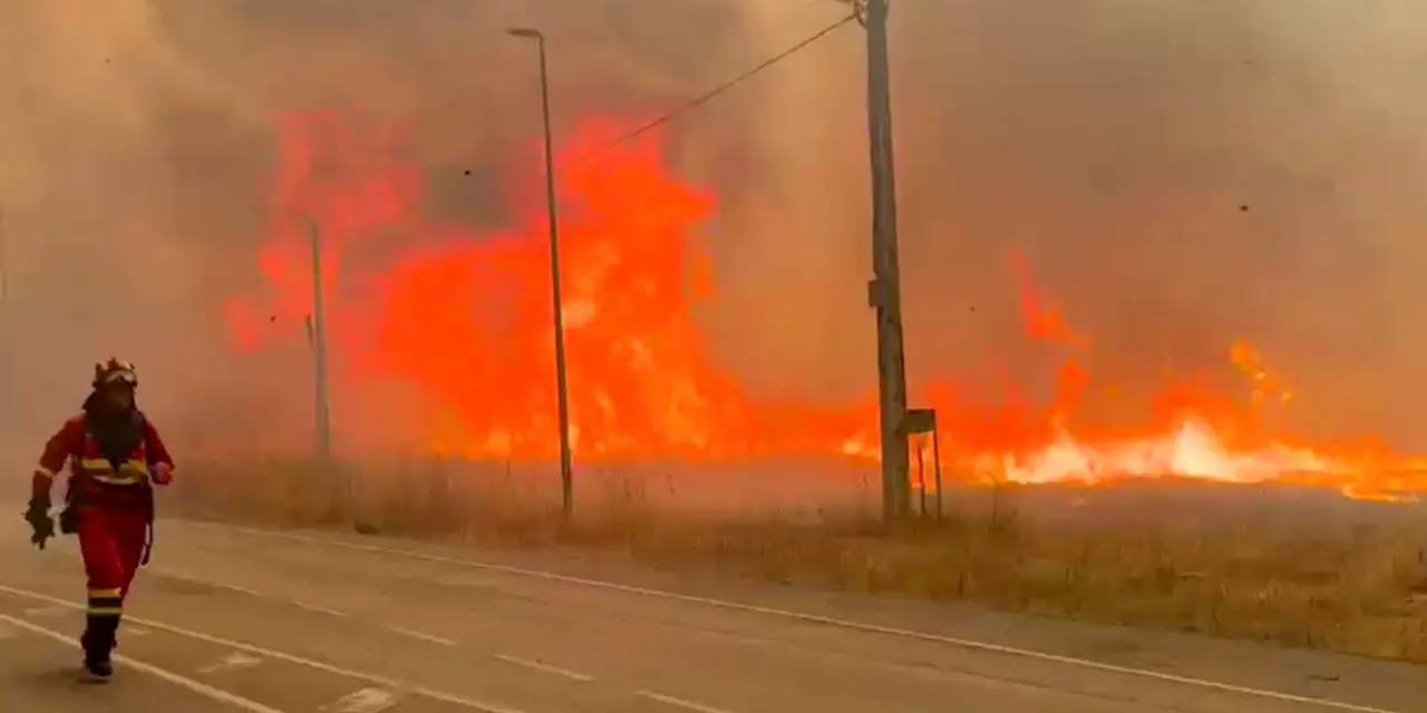 <span class="entry-title-primary">Europa sofre com incêndios em meio a uma forte onda de calor</span> <h2 class="entry-subtitle">França, Espanha e Portugal sofrem com incêndios em meio a uma forte onda de calor que atinge a Europa Ocidental </h2>