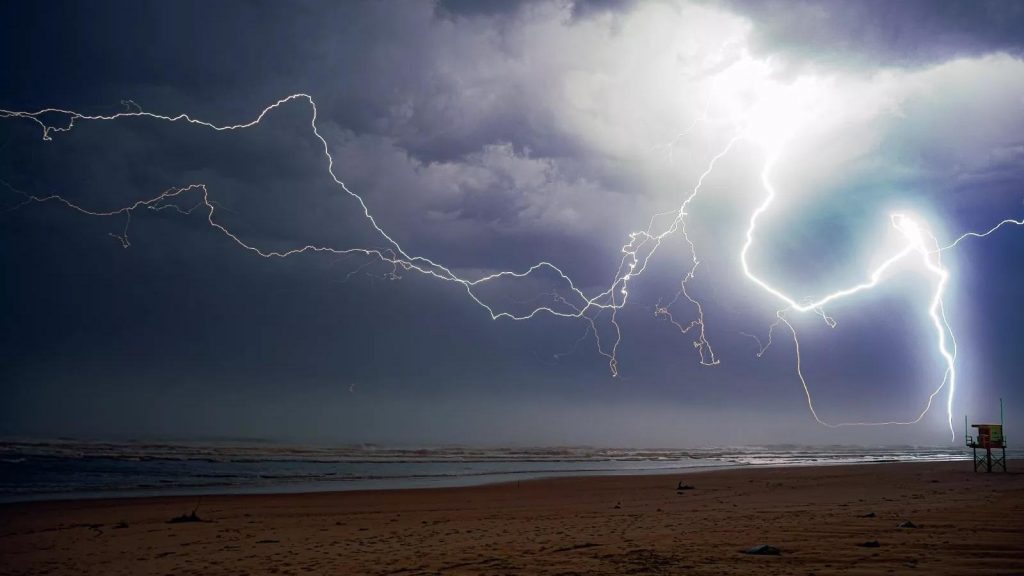 Frente fria trará grande mudança com temporais após calor de 34ºC
