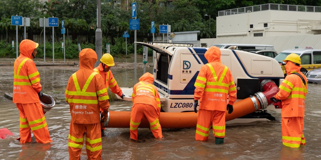 <span class="entry-title-primary">Chuva extrema paralisa Hong Kong com recorde diário desde 1884</span> <h2 class="entry-subtitle">Hong Kong registra nesta terça-feira o maior volume diário de chuva em agosto desde o começo das medições em 1884 </h2>