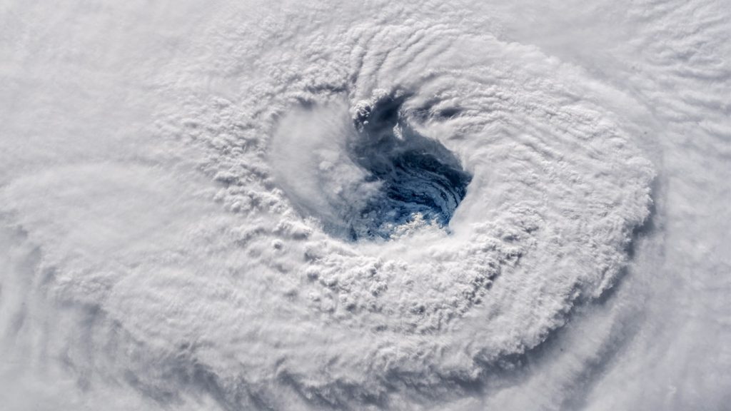 Primeiro furacão do ano no Atlântico pode se formar hoje