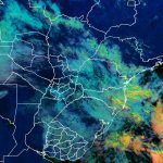Frente fria chega ao Centro do Brasil e leva chuva a São Paulo