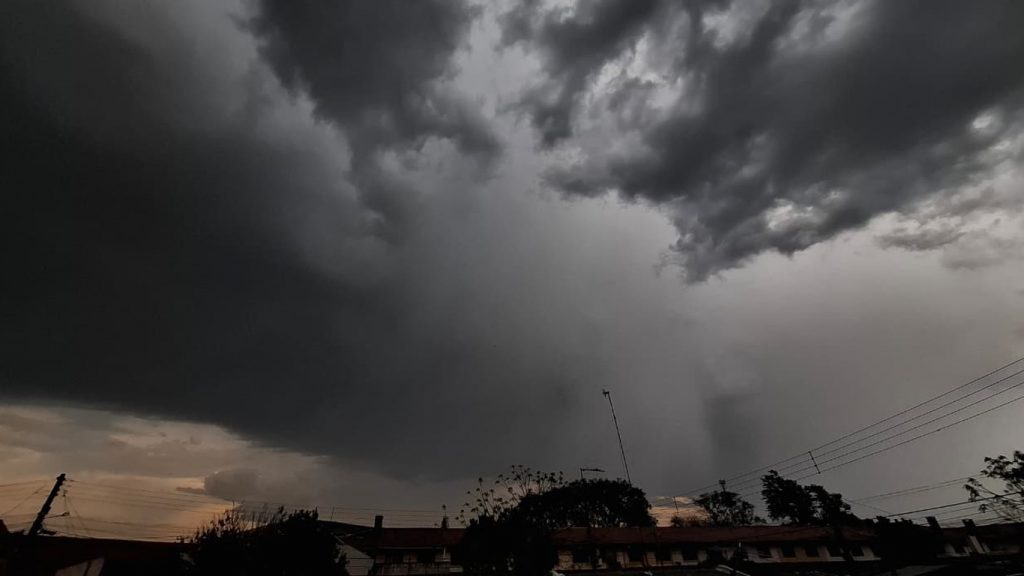Ciclogênese na Argentina traz chuva e granizo ao Oeste gaúcho