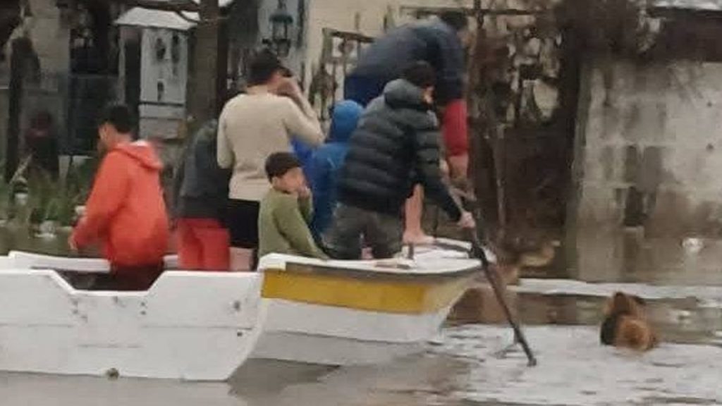 Chuva bate recordes e causa inundações com ciclone na Argentina