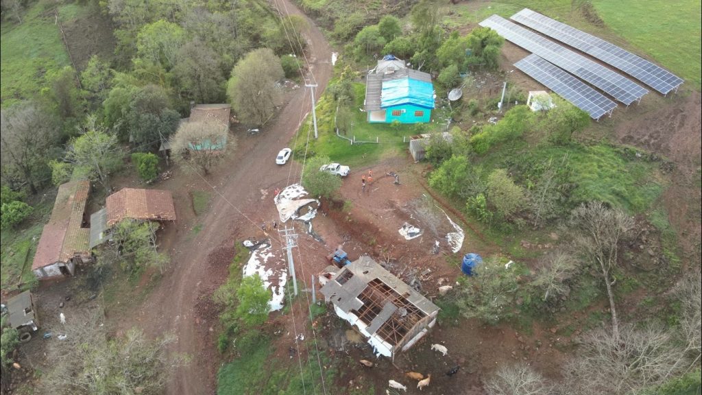 Confirmado tornado que causou destruição no Oeste de Santa Catarina